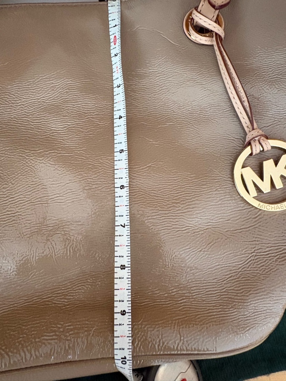 Michael Kors Light Gray Patent Tote with Gold Hardware - Picture 5 of 6